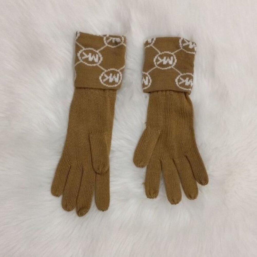 Michael Kors Stylish Comfortable Warm Knit Signature Logo Cuffs Gloves, Tan - Picture 2 of 5